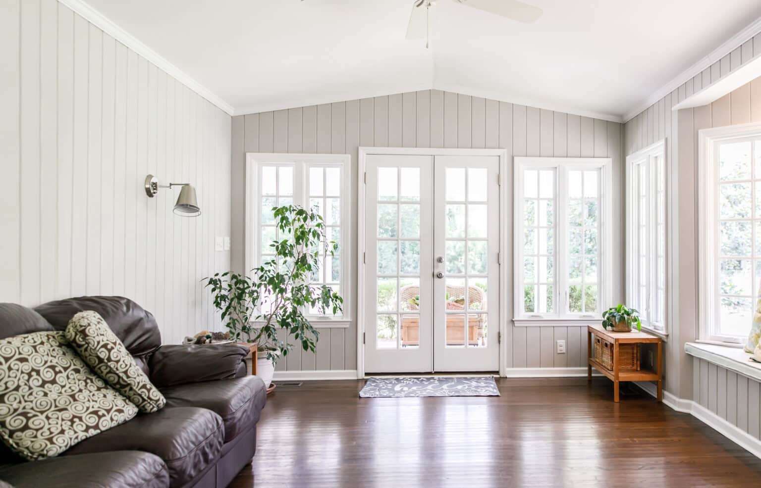 How Much Do Sliding Patio Doors Cost in 2024?