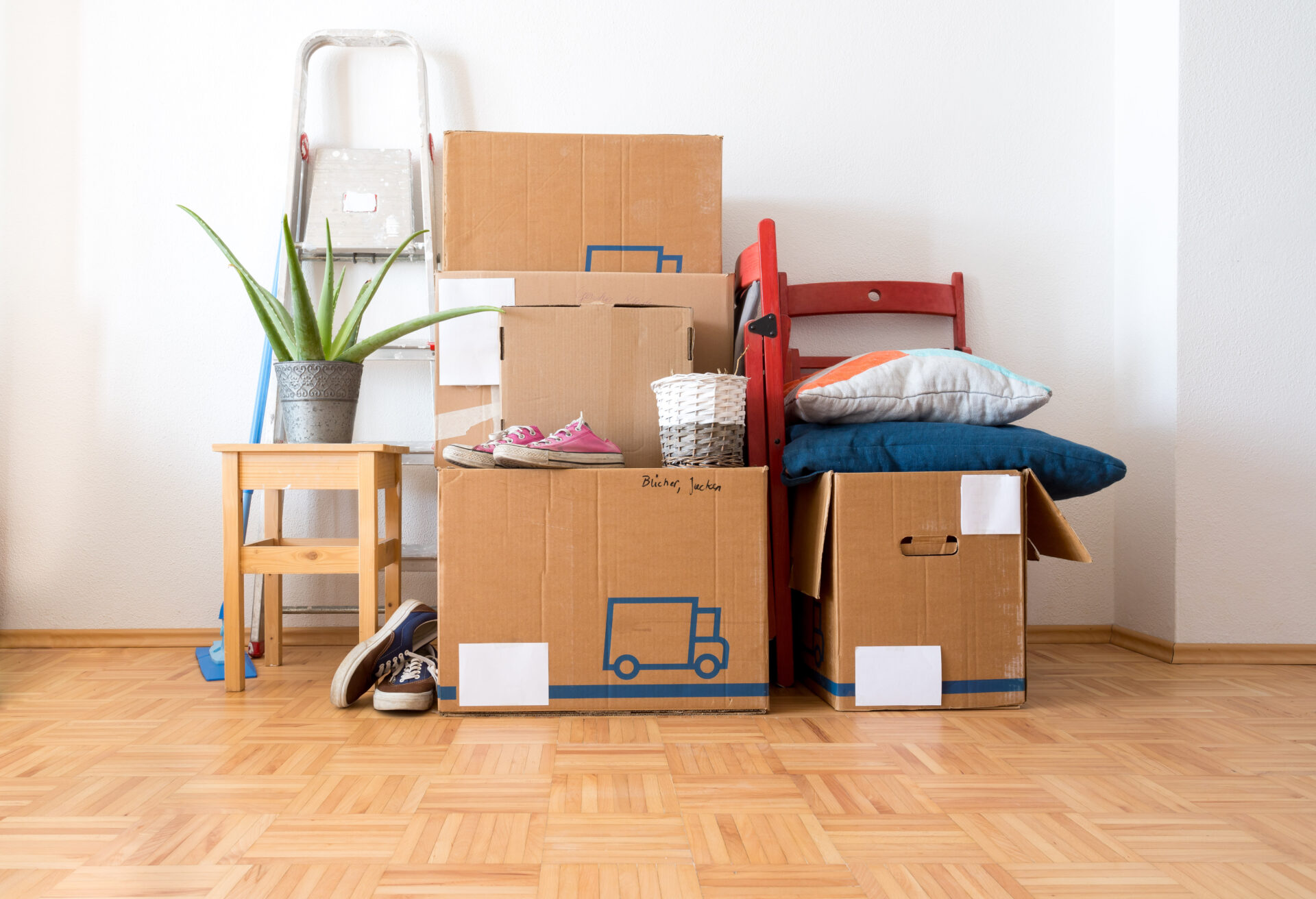 cardboard boxes for moving into a new home