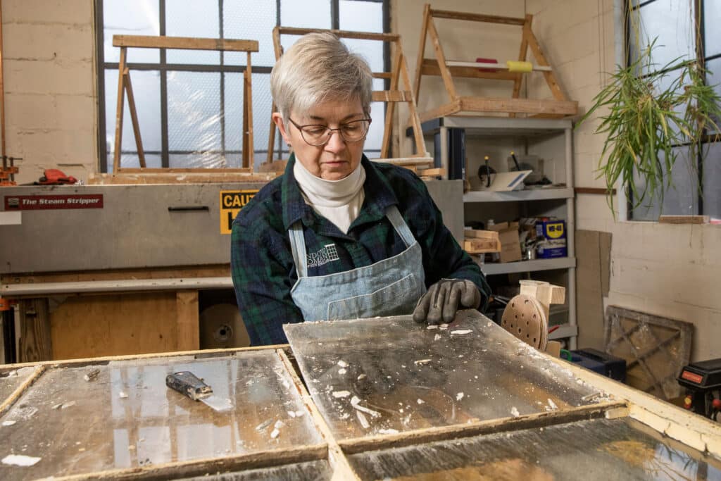 How Much Does Window Glass Replacement Cost? (2024)