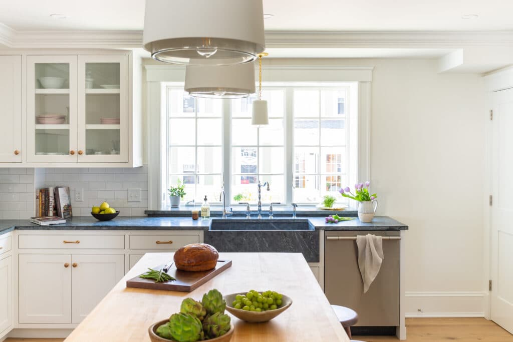 How Much Do Casement Windows Cost? (2024 Guide)