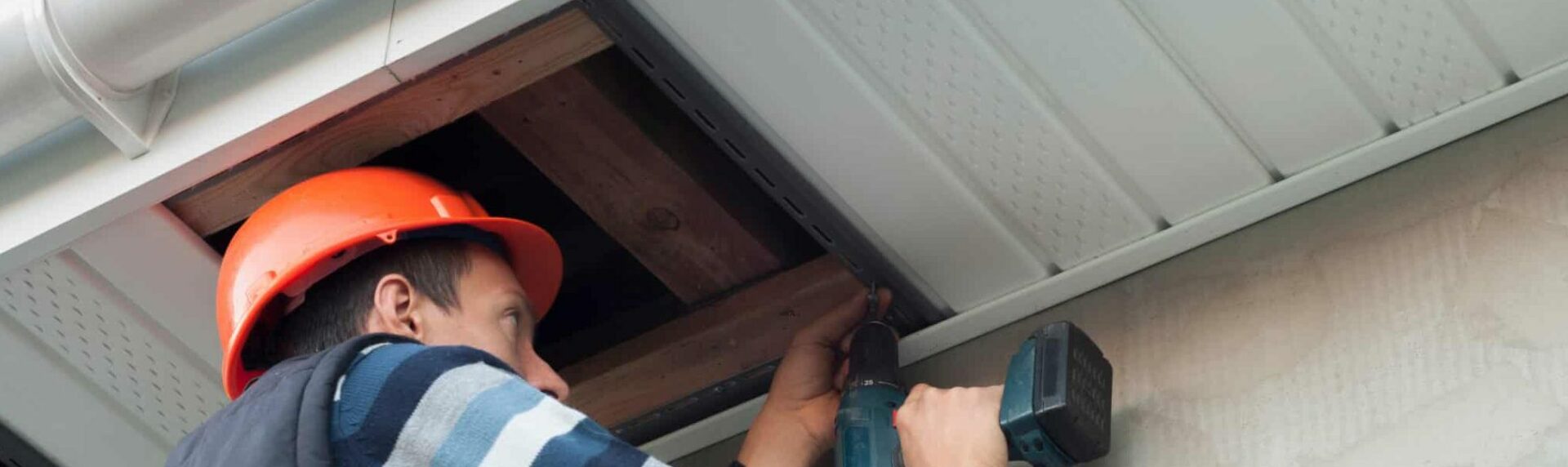 How Much Does Fascia Board Replacement Cost? (2024)