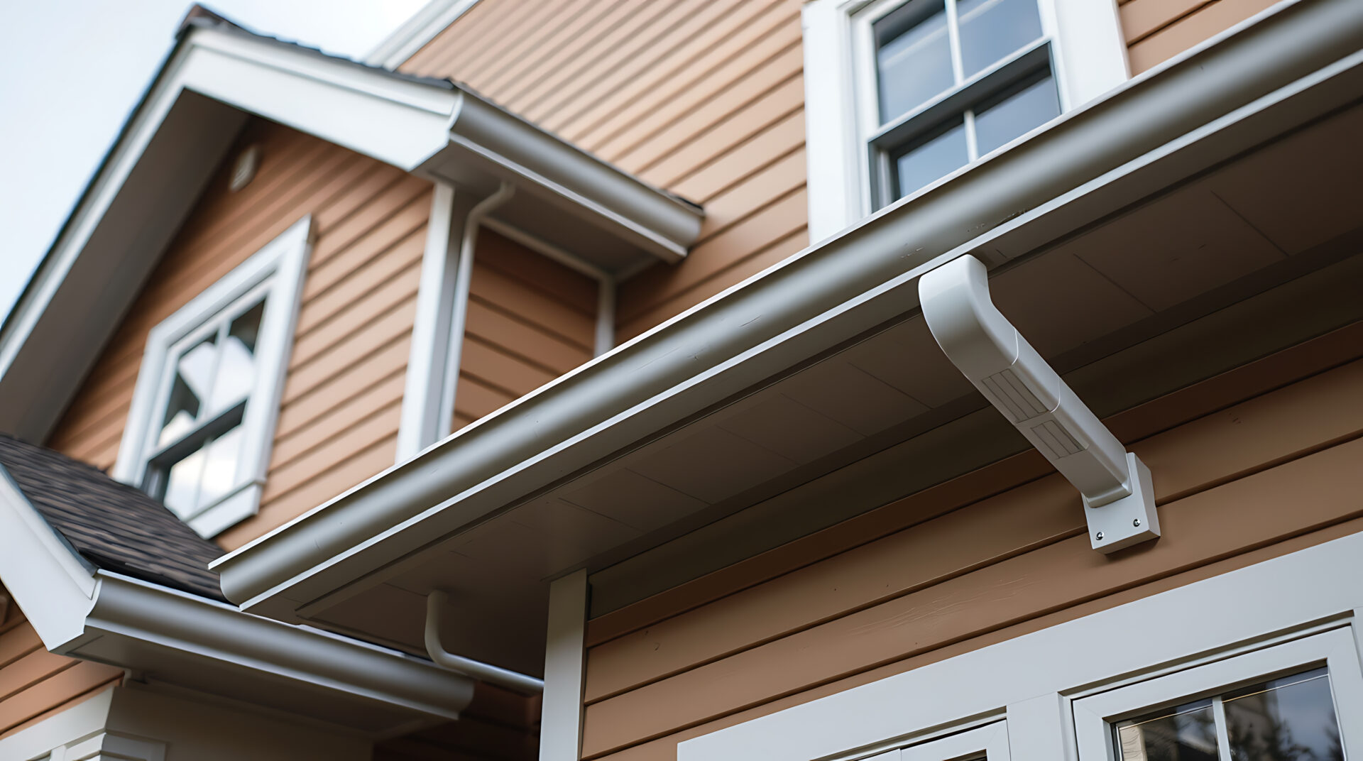 roof fascia on a house