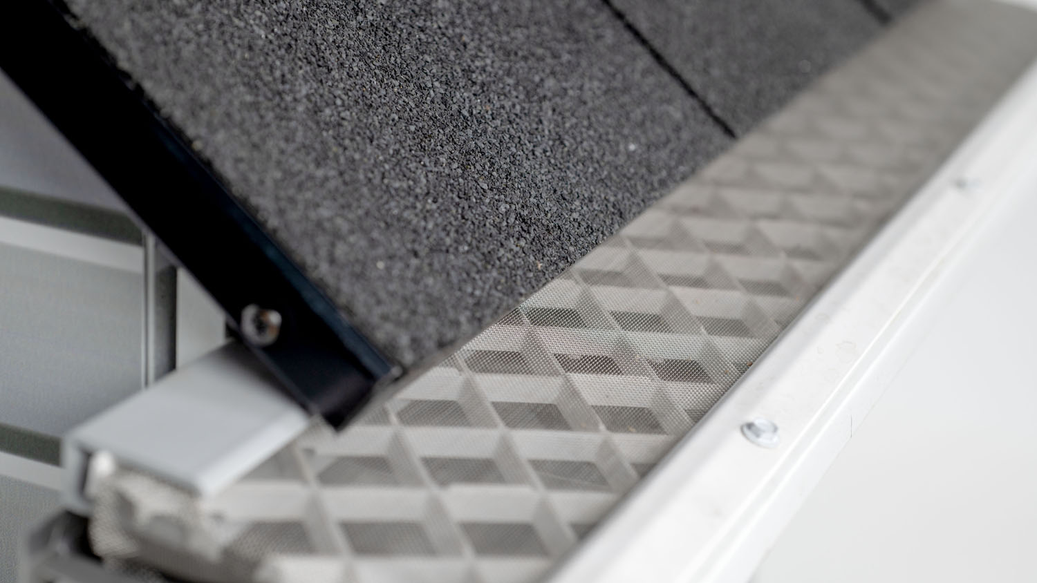 How Much Does LeafFilter Cost? (2024 Pricing)