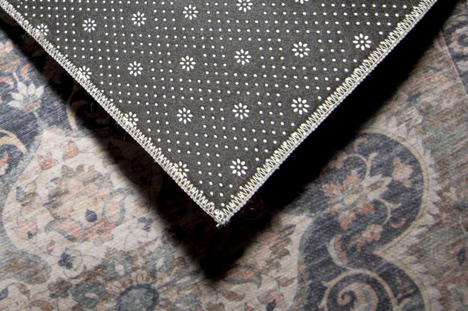 4 Best Washable Rugs on Amazon - Reviewed