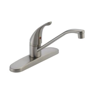 Single-Handle Kitchen Sink Faucet Image