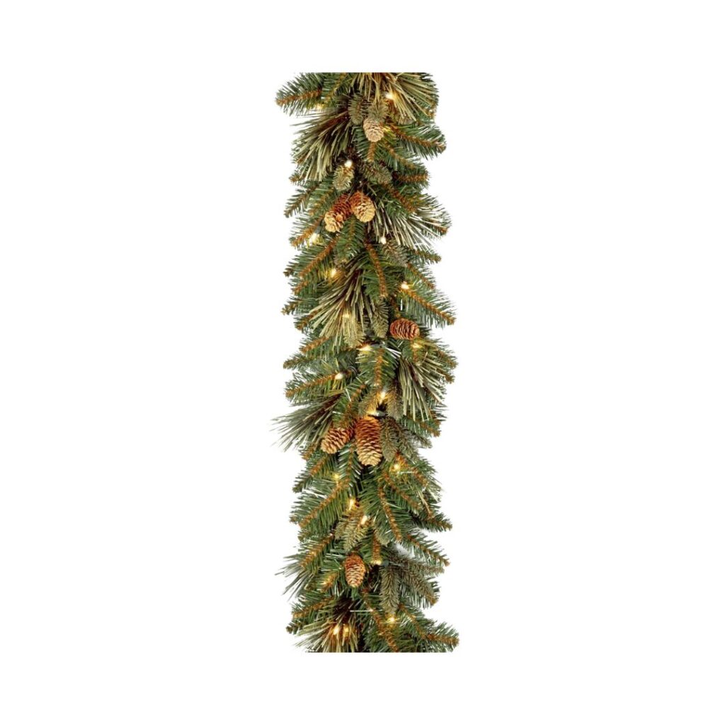 9-Foot Pre-Lit Carolina Pine Garland